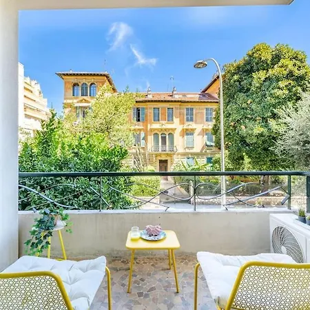 Apartmán Charmant 2p Au Coeur De