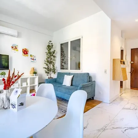 Apartmán Charmant 2p Au Coeur De *